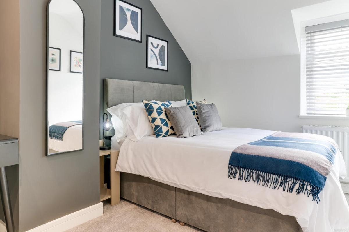 Beam End Snainton - Modern 2-Bedroom Stone Cottage Экстерьер фото